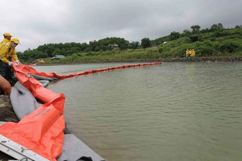 Hanoi mayor asks for plans to timingly deal with water contamination incidents