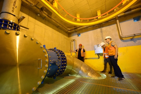 Hanoi yet to decide pricing of water from controversial Duong river waterworks