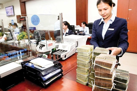 Loosening foreign ownership cap at Vietnamese banks becomes urgent