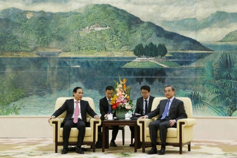 Vietnam, China agree to maintain dialogue on South China Sea issues