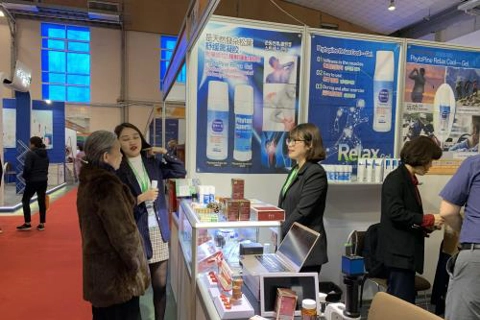 Nearly 200 enterprises join Vietnam Medi-pharm Expo 2019 in Hanoi