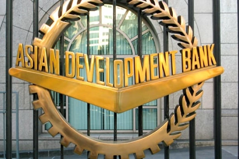 ADB revises up Vietnam’s GDP growth forecast amid dim outlook for Asia