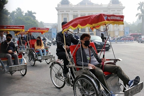 Hanoi’s air quality improves, but remains bad on December 16