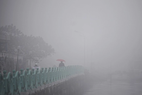 Hanoi government takes urgent solutions to improve air quality