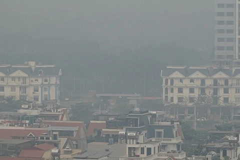 Air pollution in Hanoi persists on January 15