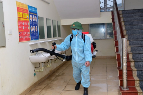 Hanoi quarantines 174 people returning from South Korea’s Covid-19-hit city