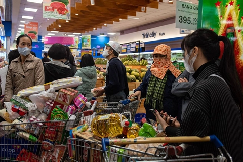 Avoid panic buying of basic necessities: Hanoi Party chief