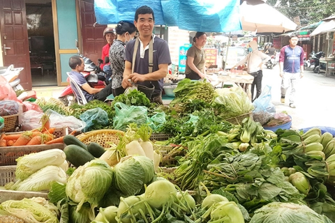 Abundant foodstuffs at Hanoi shops after panic-buying day