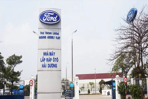 First automaker in Vietnam suspends production on Covid-19