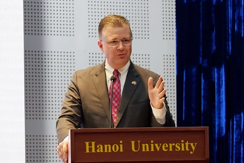 Vietnam has done outstanding job in fight against Covid-19: US envoy