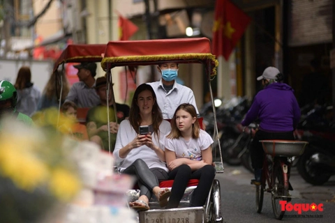 Vietnam scans stranded foreign tourists to support their repatriation