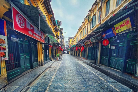 Hanoi’s non-essential shops to open later, from 9:00 am