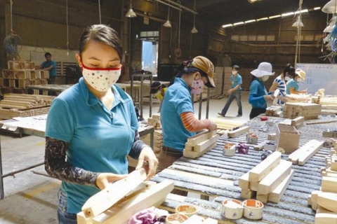 Covid-19 causes 13% decline in enterprise formations in Vietnam in Jan-Apr