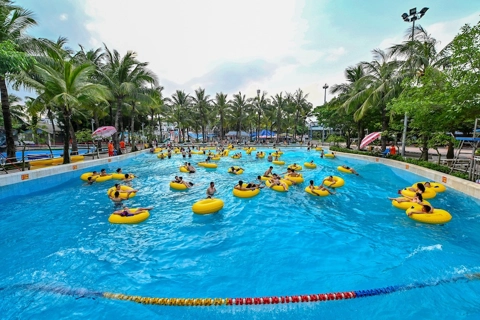 Hanoi's hot and vivid summer days