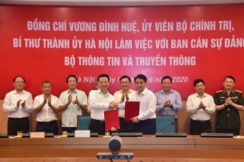 Hanoi should lead in 5G tech deployment: Info minister