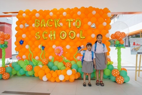 Hanoi: Int'l schools prioritize students' well-being in Covid-19 fight