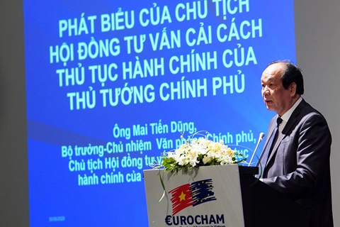 Vietnam gov’t pledges to handle entry procedures of foreign experts quickly