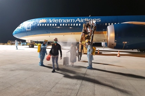 Vietnam repatriates more than 16,000 nationals since April
