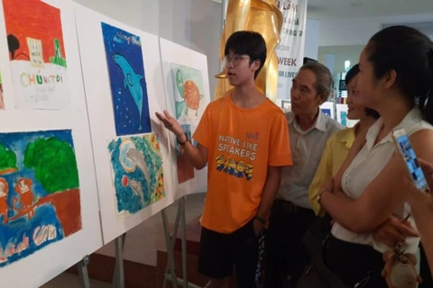 Hanoi students call for wildlife protection