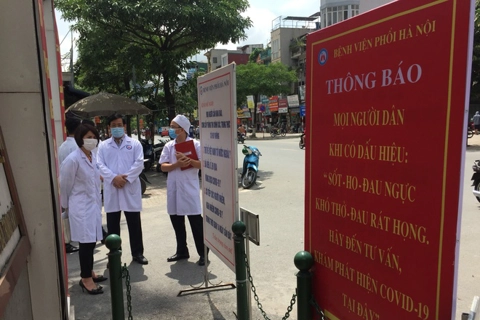 Health ministry checks two high-risk hospitals in Hanoi