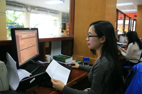 Hanoi taxman expects all local enterprises to use e-invoices this September