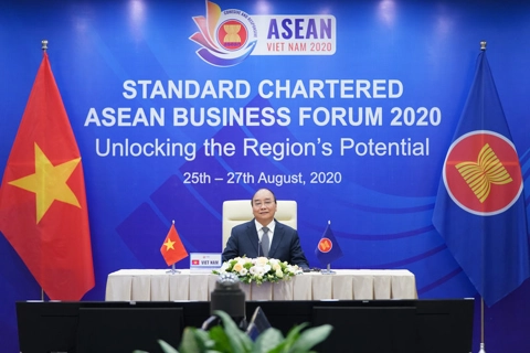 Vietnam PM expects ASEAN among favorites for FDI from supply chain shift