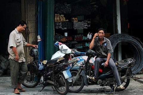 Hanoi plans to subsidize replacement of obsolete motorbikes