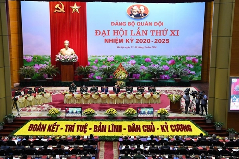 Vietnam president attends Army Party Congress