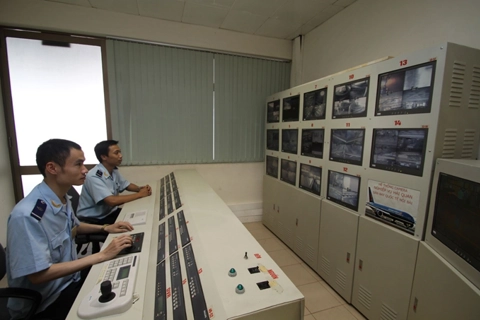 Vietnam applies automatic customs management system at Noi Bai Airport