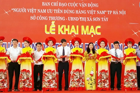 Vietnamese Goods Week in Hanoi opens