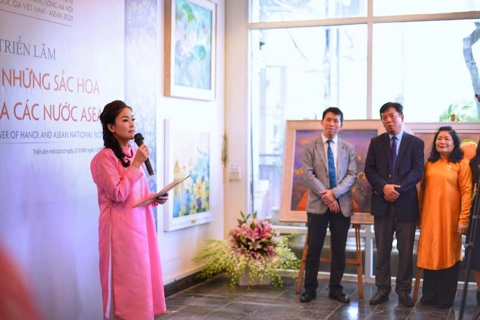 Exhibition features national flowers of ASEAN countries in Hanoi