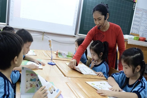 New first-grade textbooks cause public resentment in Vietnam