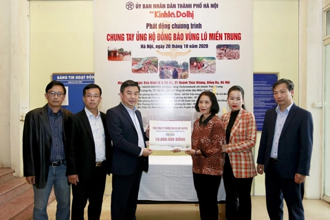 Kinh te & Do thi calls for support for victims of historic flooding in central Vietnam