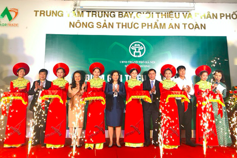 OCOP store launched in Bac Tu Liem district