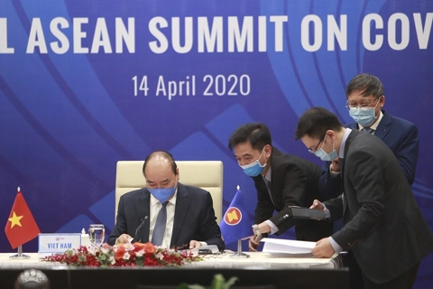 Vietnam promotes ASEAN Centrality amid global struggle for safety