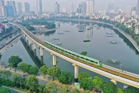 Hanoi first metro line begins test run for sfety evaluation