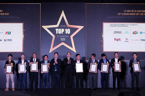 Vietnam’s leading IT companies honored by Vinasa