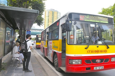 Hanoi to open up to 55 new bus lines in 2021