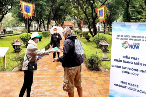 Hanoi strengthens Covid-19 prevention in new year