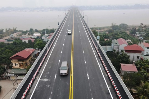 Thang Long Bridge opens to traffic after five-month repair