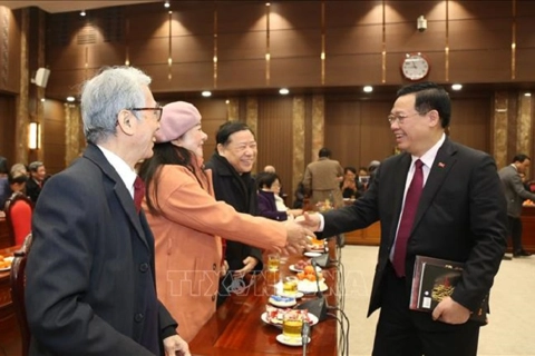 Artists, intellectuals and religious dignitaries contribute to the development of the capital