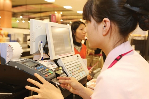 Vietnam moves towards cashless society