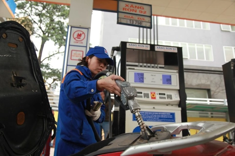 Vietnam petrol price increases for first time this year