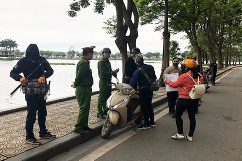 Hanoi imposes hefty fines for mask violators