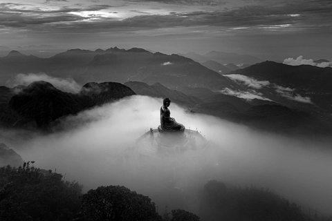 A Vietnamese photographer won photo Monochrome Awards 