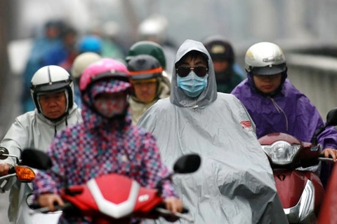 Another strong cold spell chills Hanoi and northern Vietnam