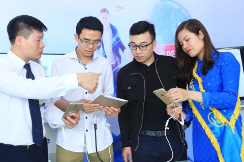 Hanoi to boost e-commerce via digital Vpostcode system  