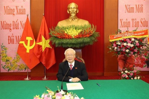 Vietnam Party chief talks with Laos counterpart two days after re-election 