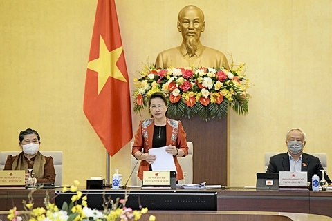Vietnam’s lawmakers review government’s term