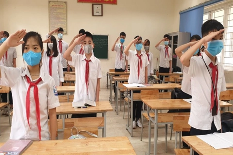 Hanoi students to return to school next Tuesday amid tight medical control